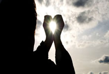 尊龙凯时官方网站：库里52分12记三分球勇士胜灰熊西部第五，湖勇大战一触即发.