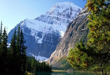 尊龙凯时官方网站：巴萨vs奥萨苏纳：亚马尔领衔，费兰、奥尔莫出战，莱万替补.